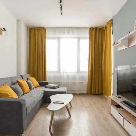 Yellow Apart @ Vitosha, Apartamento *